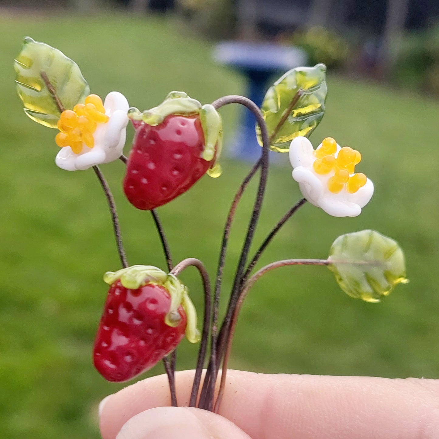 Glass Art - Wild Strawberry "Specialised" Bouquet