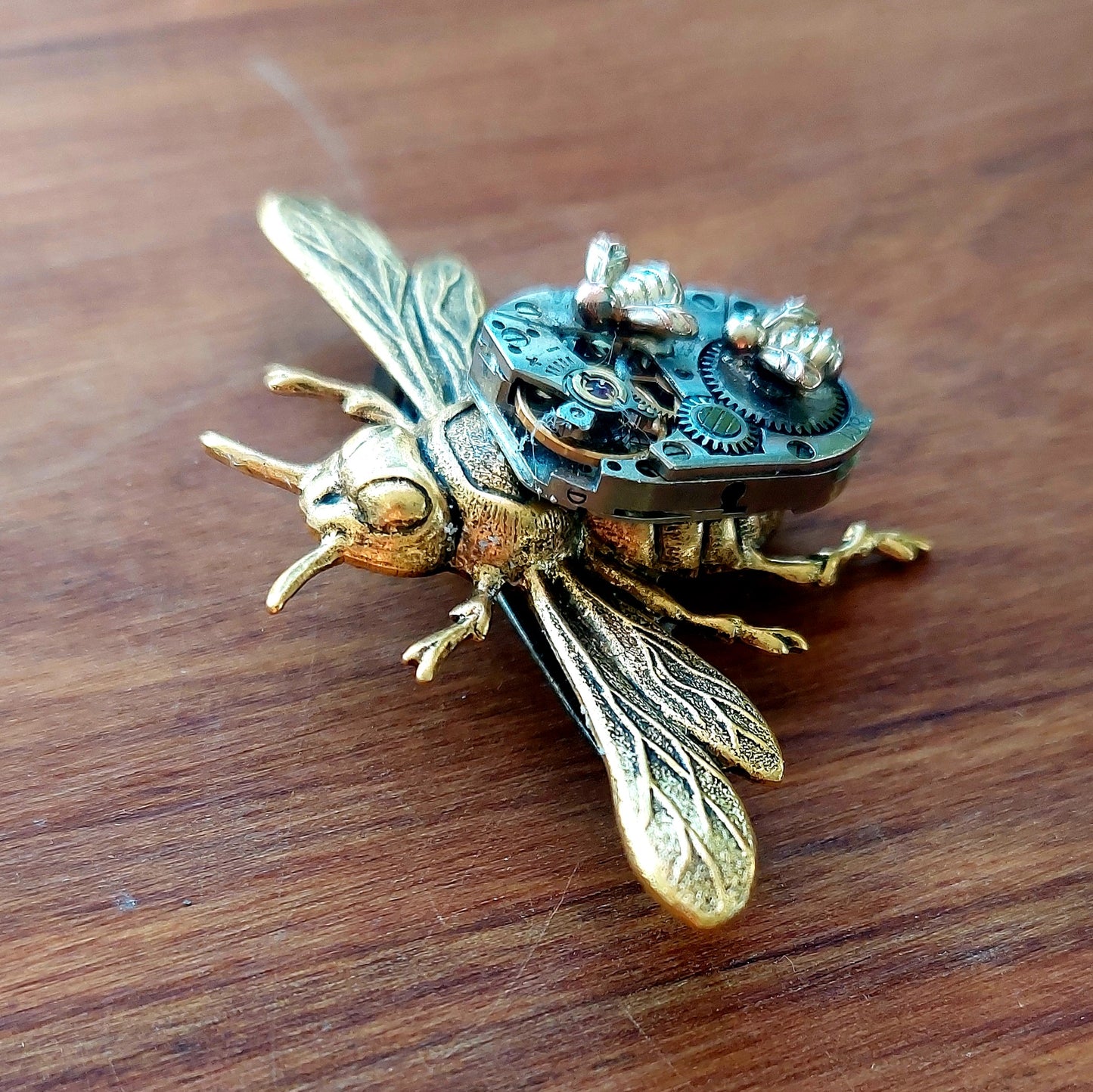 NEW!! Large Honeybee Timepiece Brooch