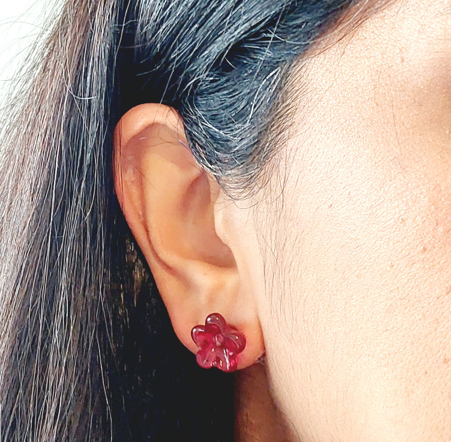 Glass Art - Vibrant Floral Stud Earrings - Star Jasmines