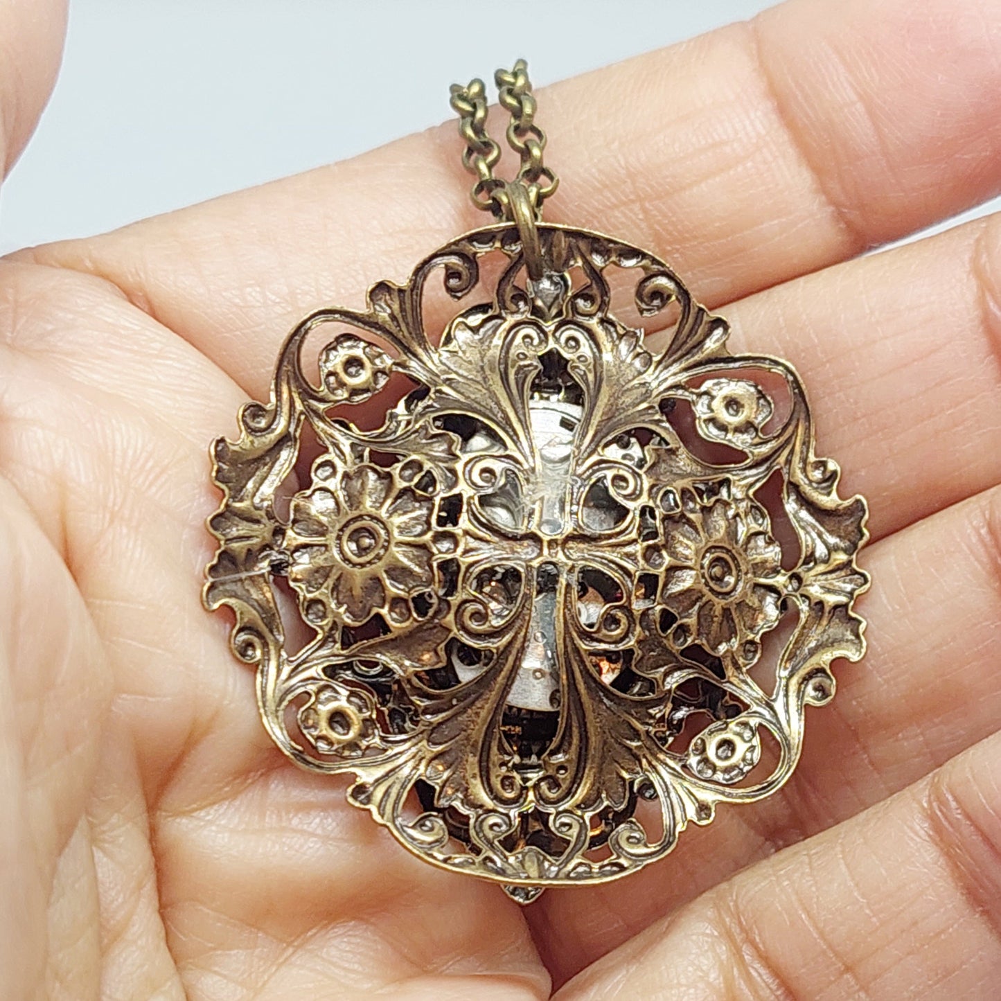 Pre-order SP Ornate Stacked Filigree Pendant with Bee - Brass - wholesale