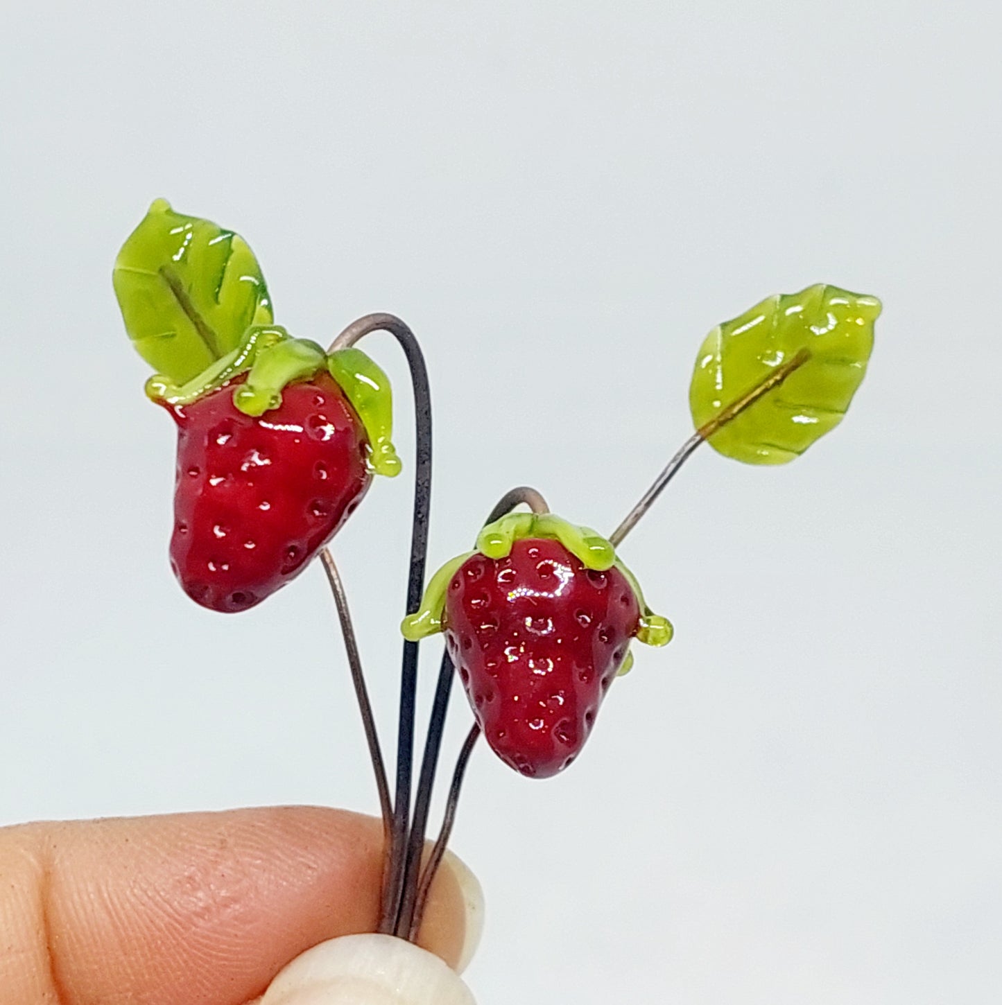 NEW!! Glass Art - Wild Strawberry Tiny "Specialised" Bouquet
