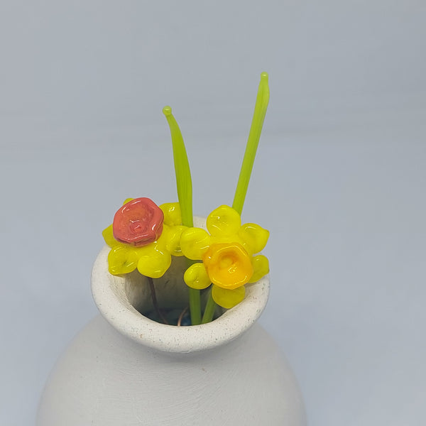 NEW!! Glass Art - Tiny Sunny Daffodil Mini Bouquet