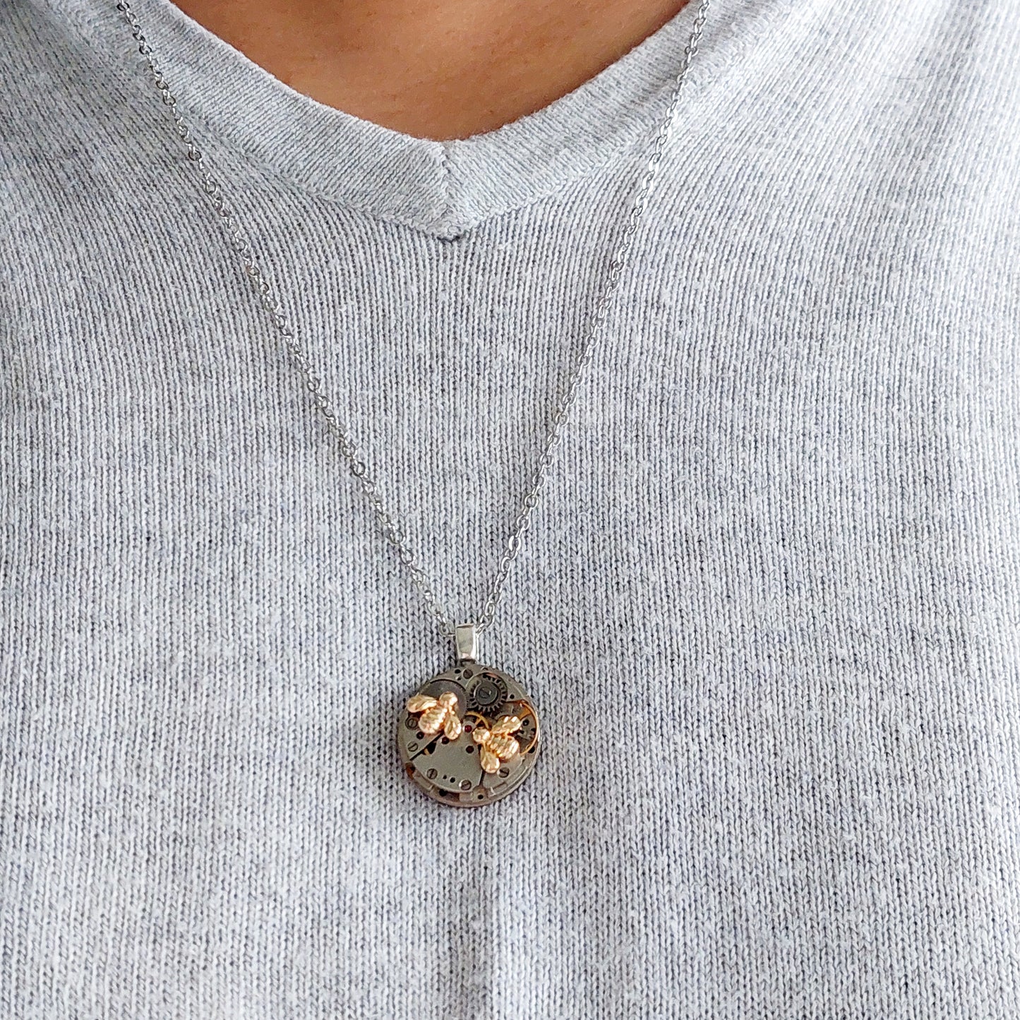 NEW!! Mini timepiece pendant with tiny golden bees