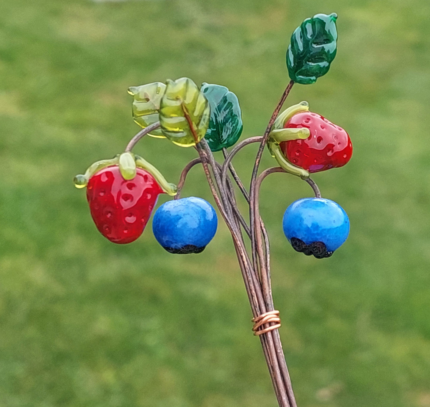 NEW!! Glass Art - Wild Berry Bouquet