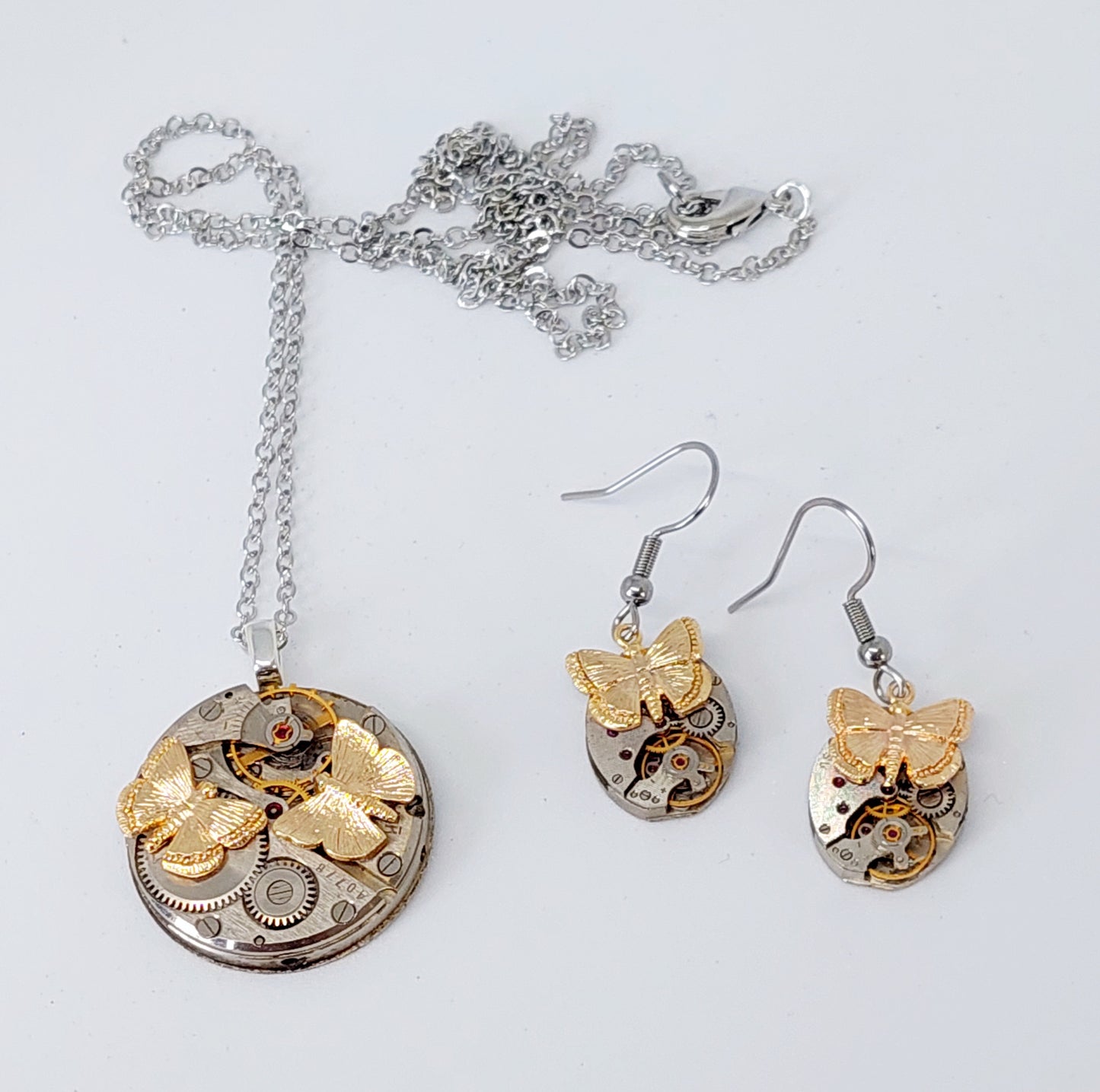 NEW!! Timepiece Pendant with Golden Butterflies
