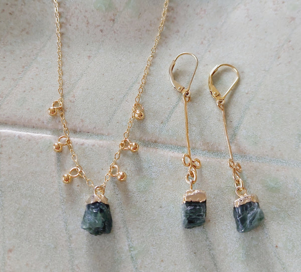 Natural Gemstones Timeless Filigree Drop Earrings with Green Sapphires