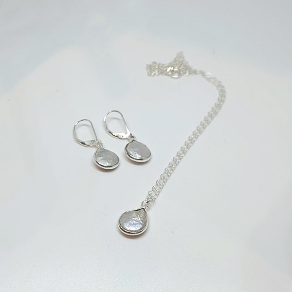 Natural Gemstones Limited Edition Timeless Simple Pearl Pendant - Silver