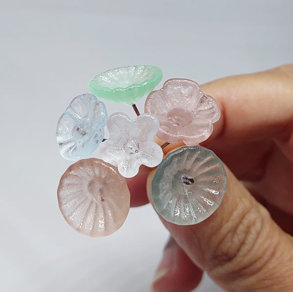 LW Mini Flower Bouquets:  Single Flowers - Transparent Soft Colours - wholesale